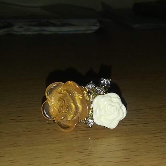Rose ring - Picture 2 of 4
